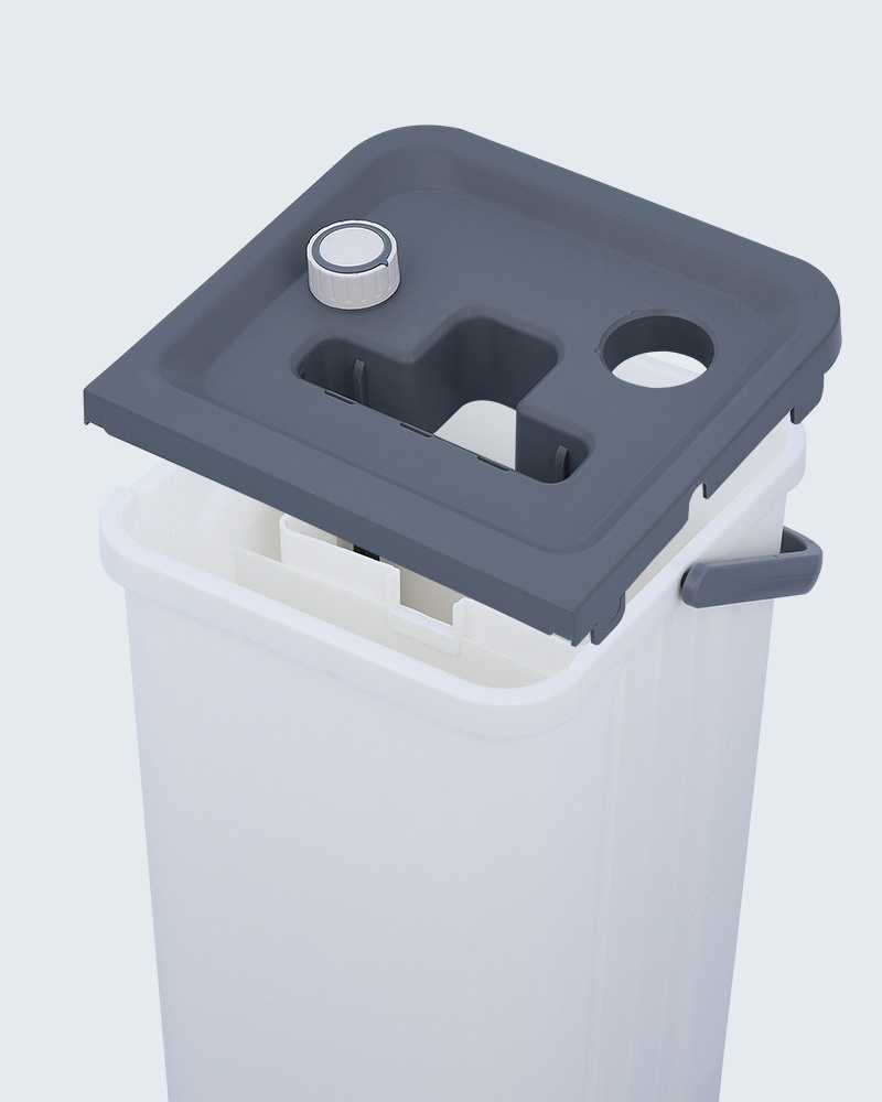 Malinis At Maruruming Water Separation Mop Bucket Set